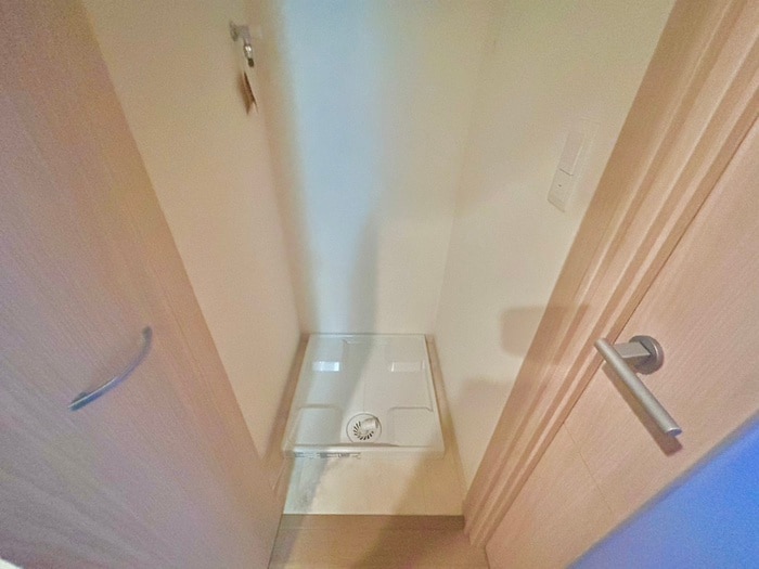 洗濯機置場 ｴｽﾃﾑｺｰﾄ難波Ⅲﾗｸﾞｰｽ(402)