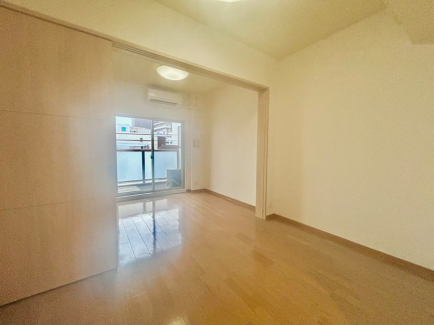 居室 ｴｽﾃﾑｺｰﾄ難波Ⅲﾗｸﾞｰｽ(402)