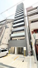 ブリリアントジュネス本町の外観