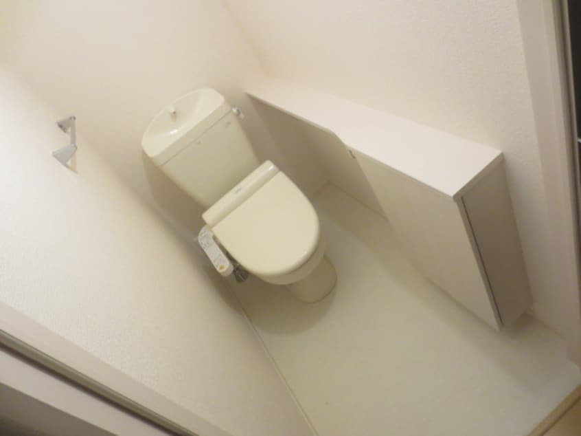 トイレ Rana　Court