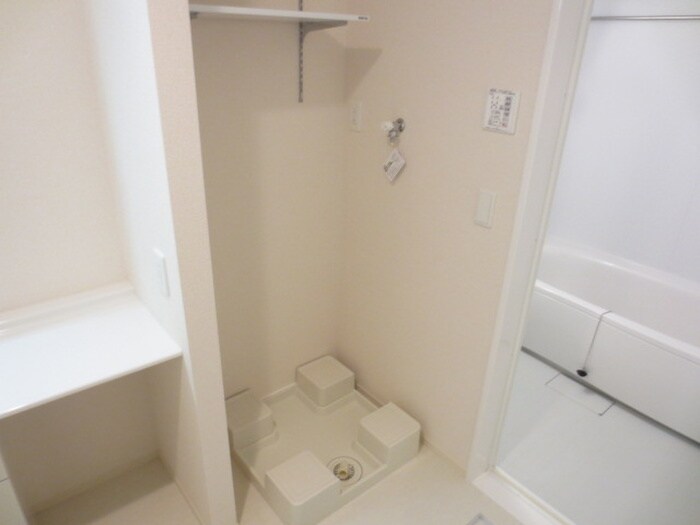 洗濯機置場 Rana　Court