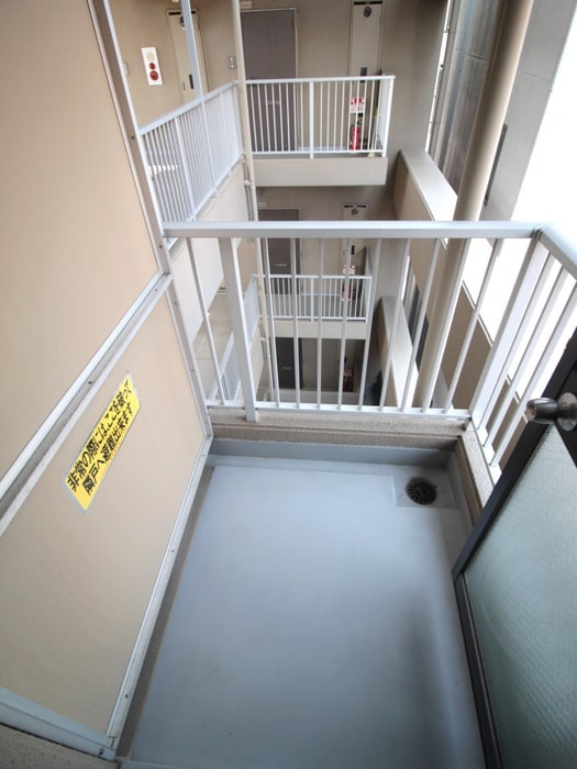 ベランダ・バルコニー 朝日プラザアドバンス淡路(406)