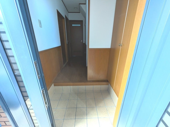 玄関 箕面エスペランサⅡ C棟