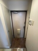 玄関 クレ－ル豊中