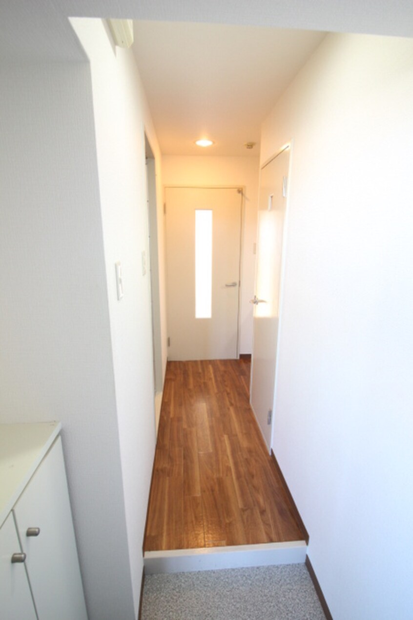 玄関 ファミーユ松本