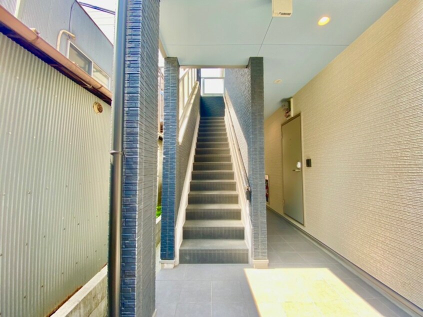 エントランス部分 ALBA