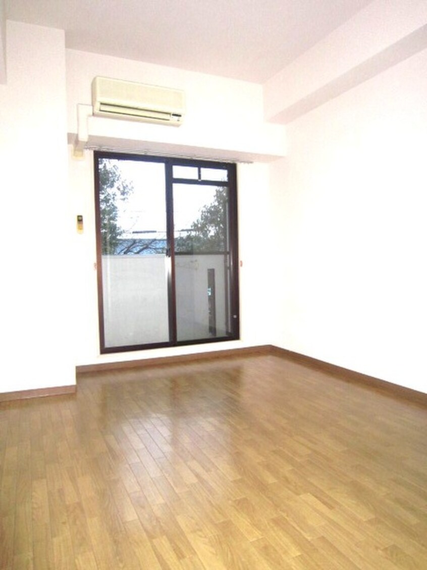 居室 シュプレーム堺