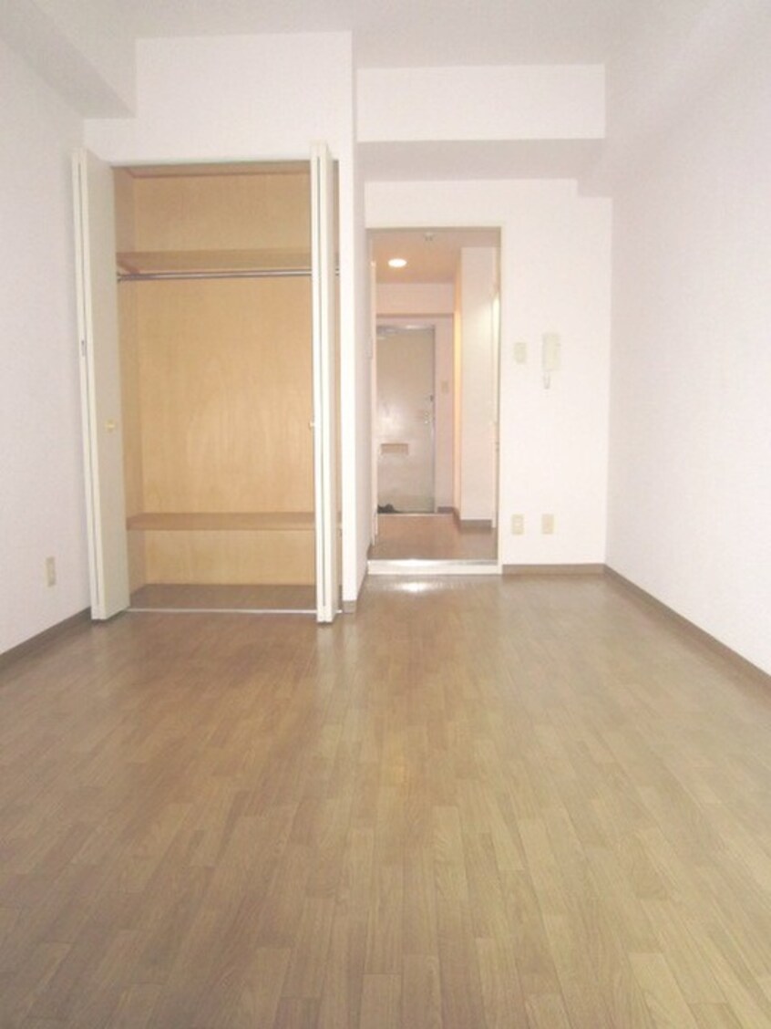 居室 シュプレーム堺