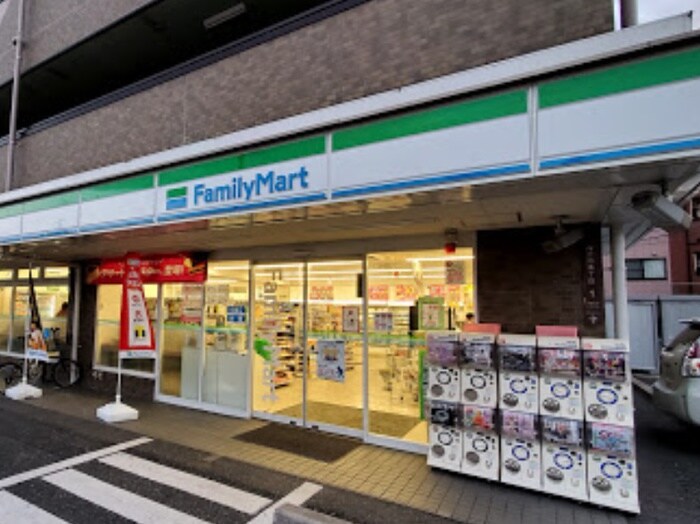 ファミリーマート(コンビニ)まで91m スギヒラハイツ