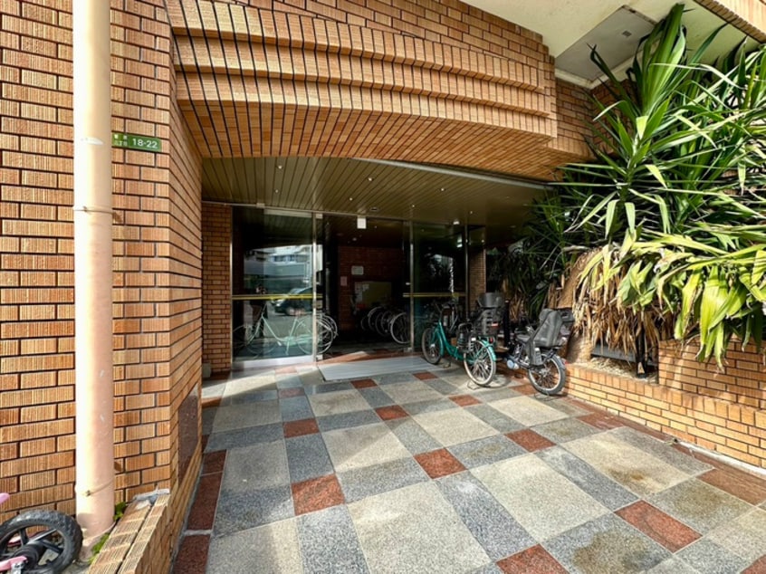 エントランス部分 レジデンスミミー