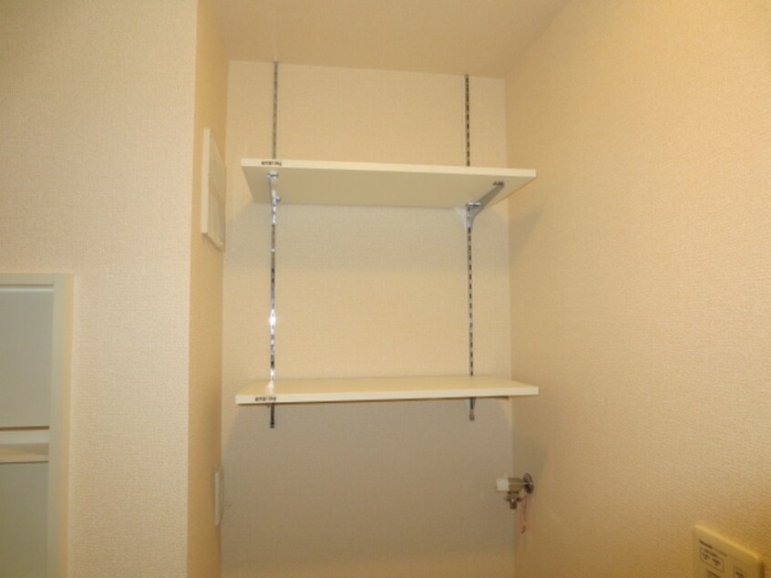 収納 クレールコート