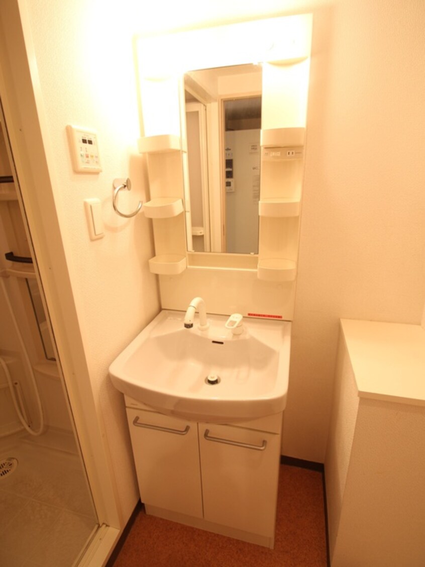 洗面 エスティライフ新大阪第２(210)