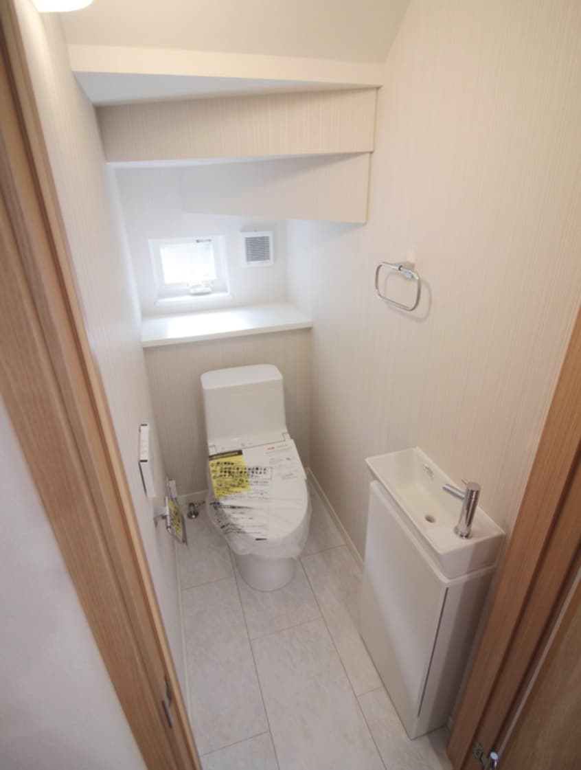 トイレ 向日市上植野町戸建１