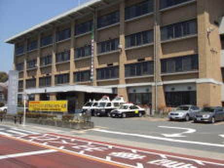 向日町警察(警察署/交番)まで740m 向日市上植野町戸建１