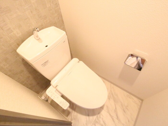 トイレ La Douceur江坂Ⅱ