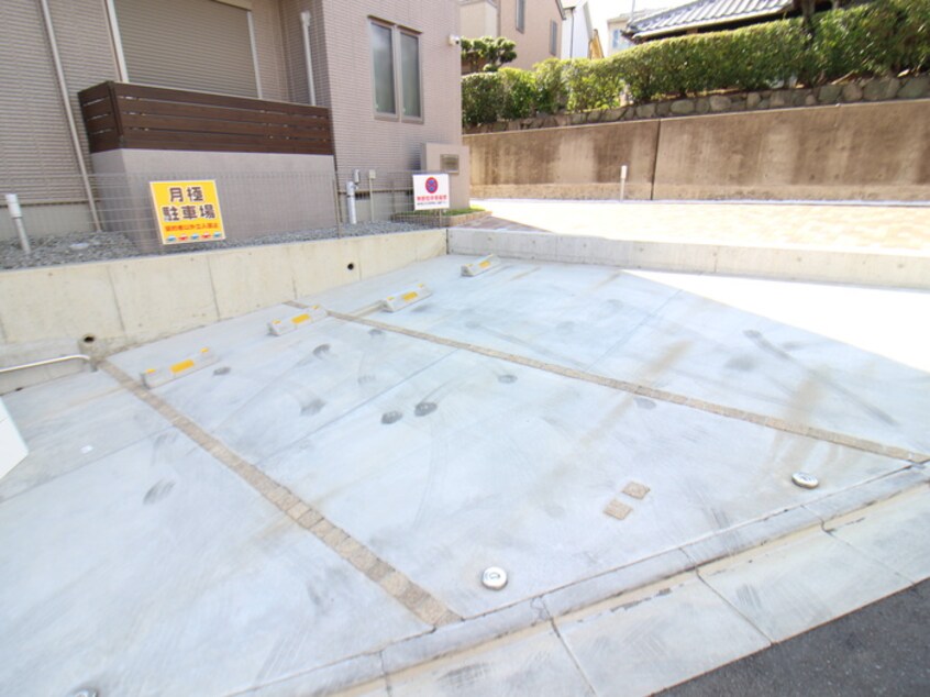 駐車場 コンフォートモラダ