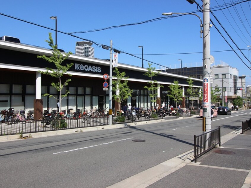 グリーンプレイス(ショッピングセンター/アウトレットモール)まで348m コンフォートモラダ