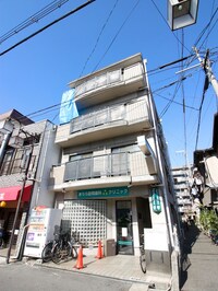 シャトープラム