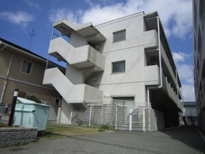 吉岡ハイツ