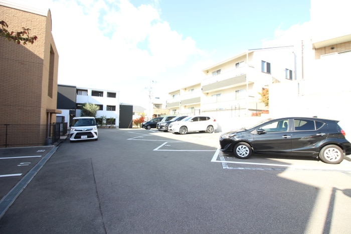 駐車場 NLC豊中グリーンプレイスⅢ