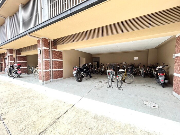 駐輪場 メゾン・エイム