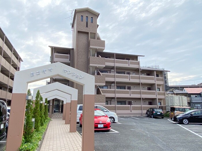 外観写真 ﾖｺﾔﾏﾏﾝｼｮﾝ1号館