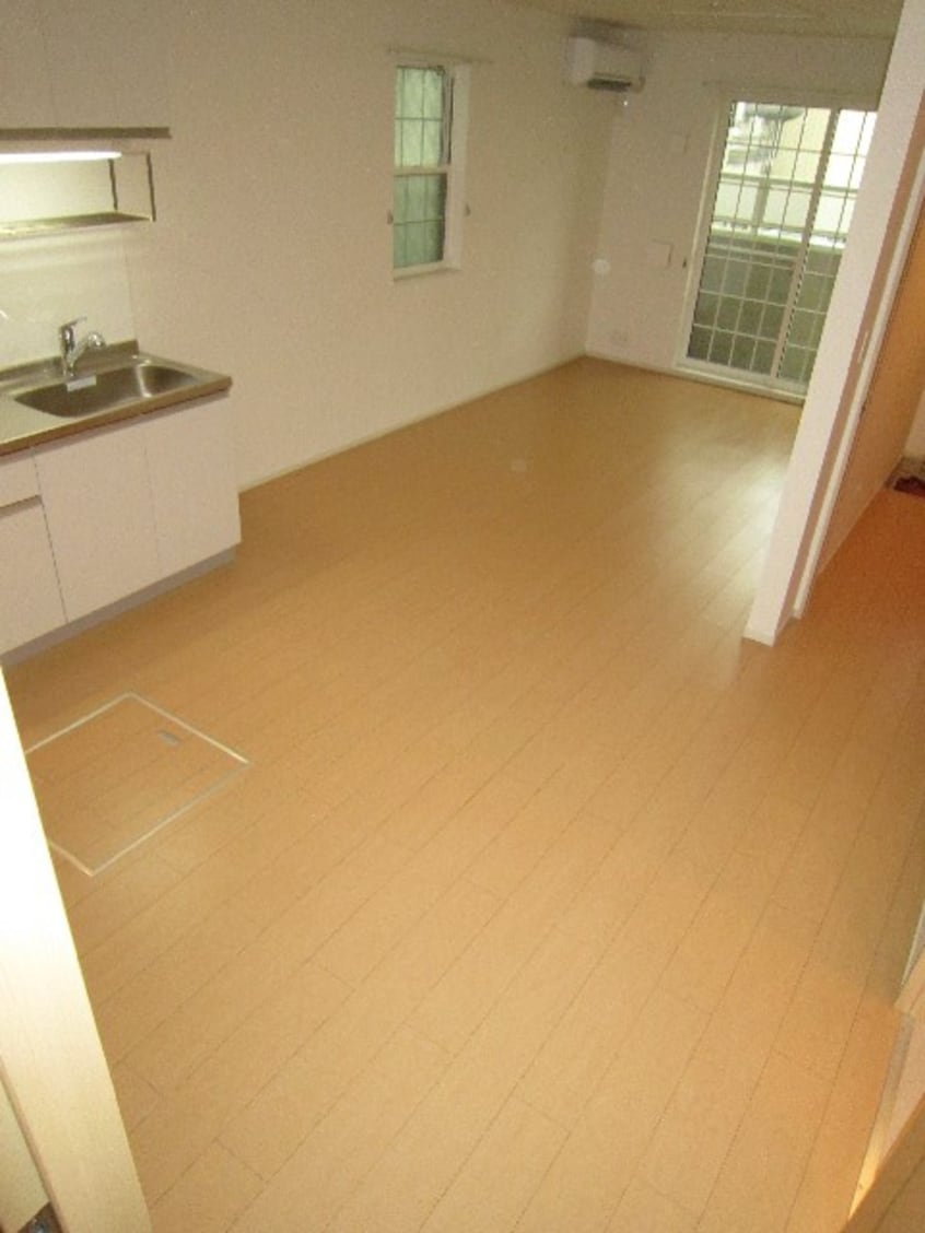 居室 フロントリバ－レジデンス