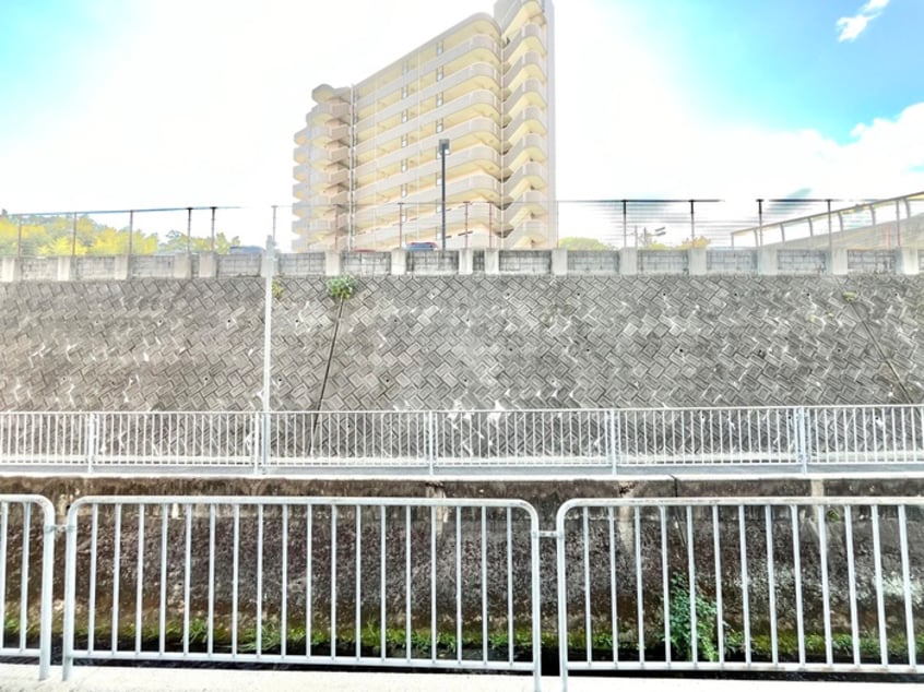 室内からの展望 横田マンション