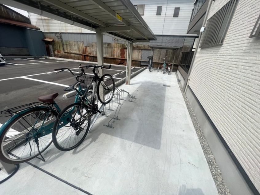 駐輪場 Ｆａｓｅｃｉａ　ＨＯＲＩ