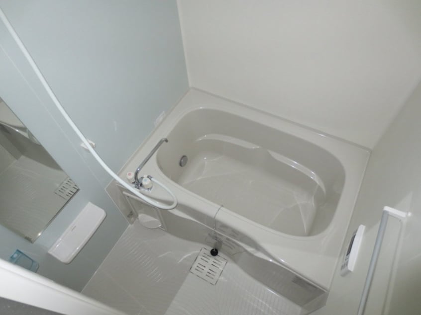 バス／シャワールーム等 ﾒｿﾞﾝ　ｱﾝｿﾚｲｴⅢ