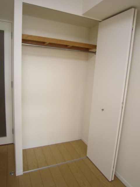 収納 アーバンフラッツ四条西洞院