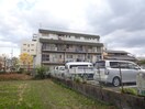駐車場 由上ビル