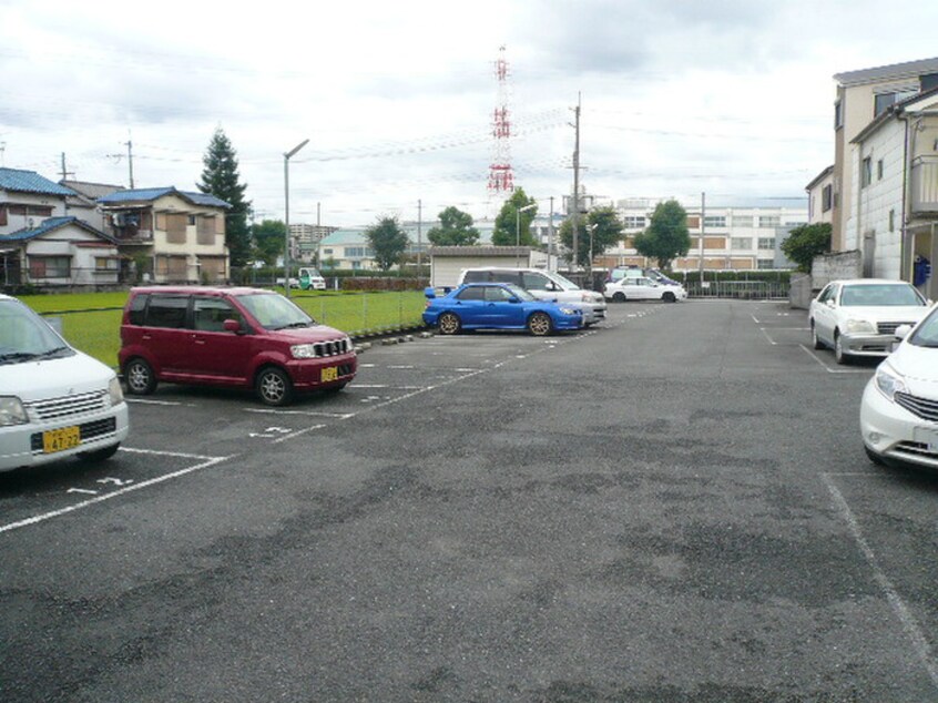 駐車場 パライッソはやし