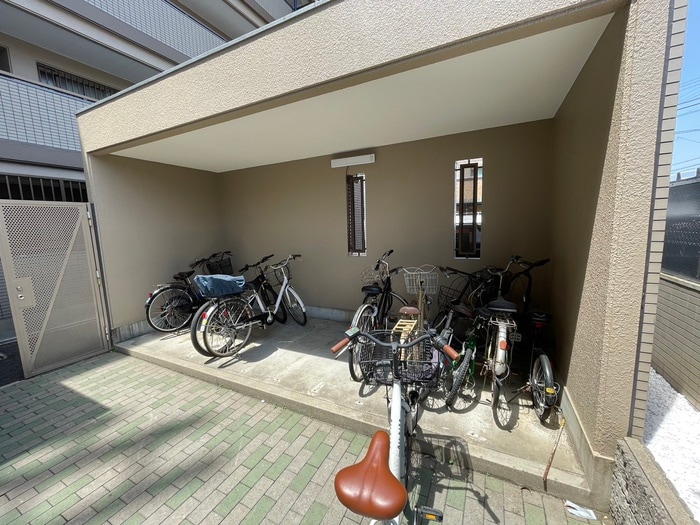 駐輪場 Ｇｒｅｅｎ Ｇｒｅｓｓ久米田