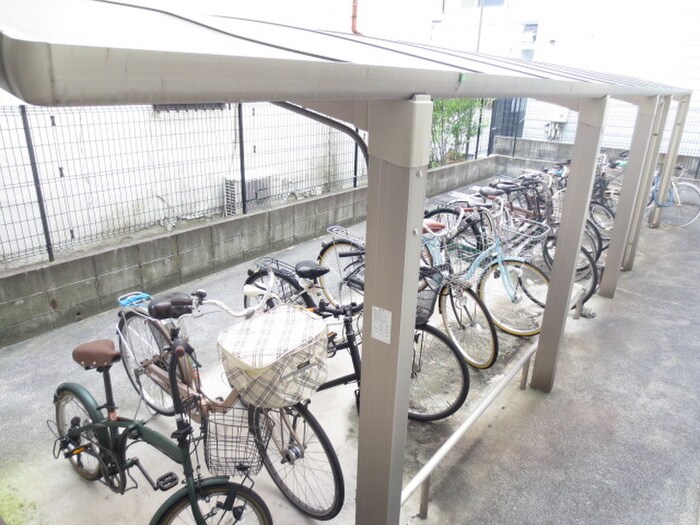 駐輪場 アッシュドゥエスペランス