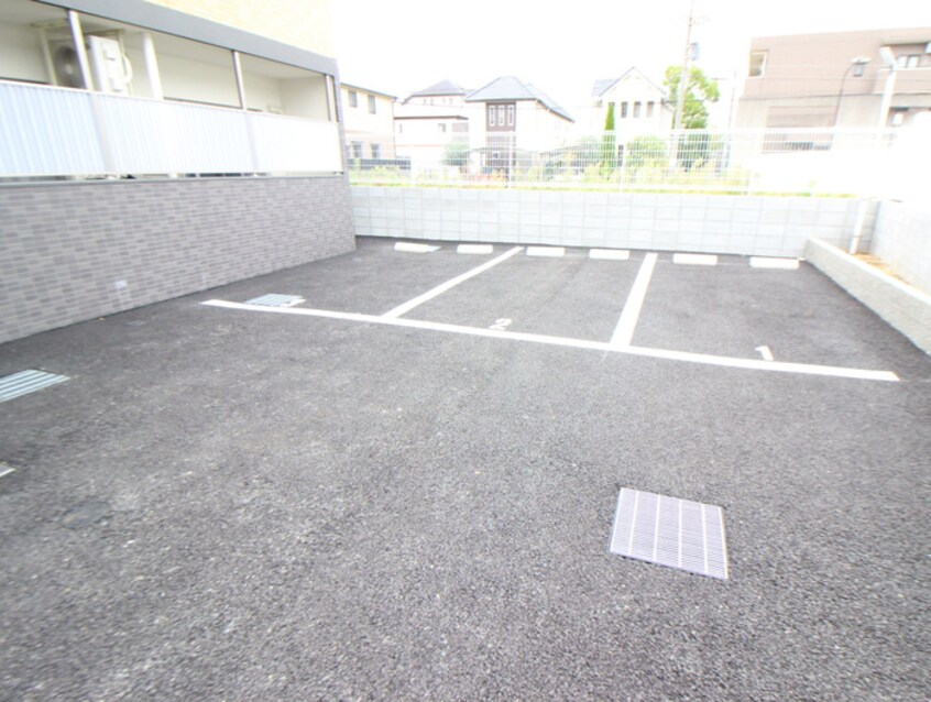 駐車場 E-Infinity　Tsukagutchi