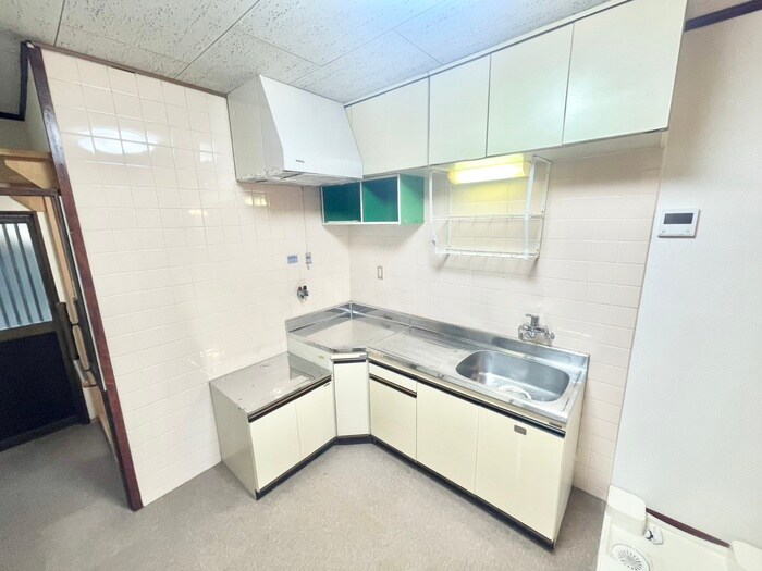 キッチン 新橋町駅前戸建