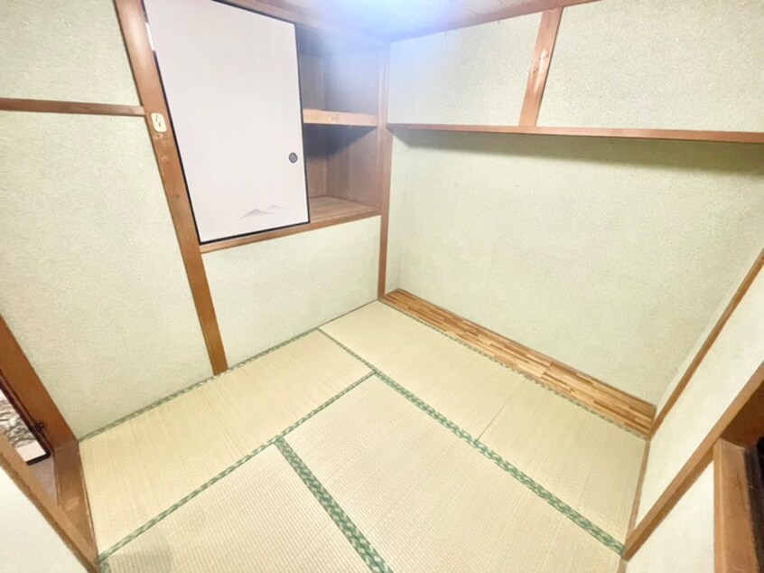 収納 新橋町駅前戸建