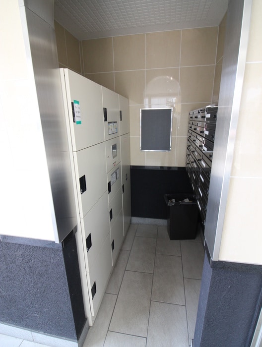 建物設備 ハイ・フェンス守口