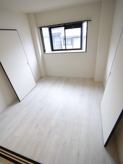 居室 二見ハイツ