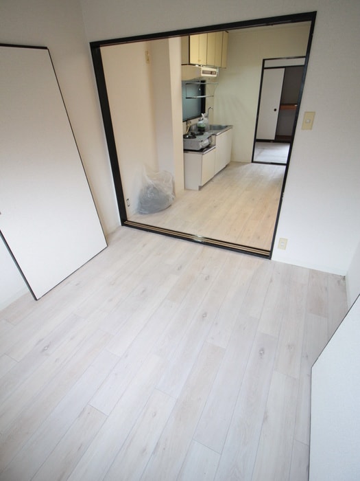 居室 二見ハイツ