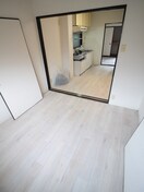 居室 二見ハイツ