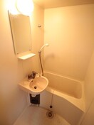 バス／シャワールーム等 二見ハイツ