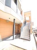 エントランス部分 シャルマン桂