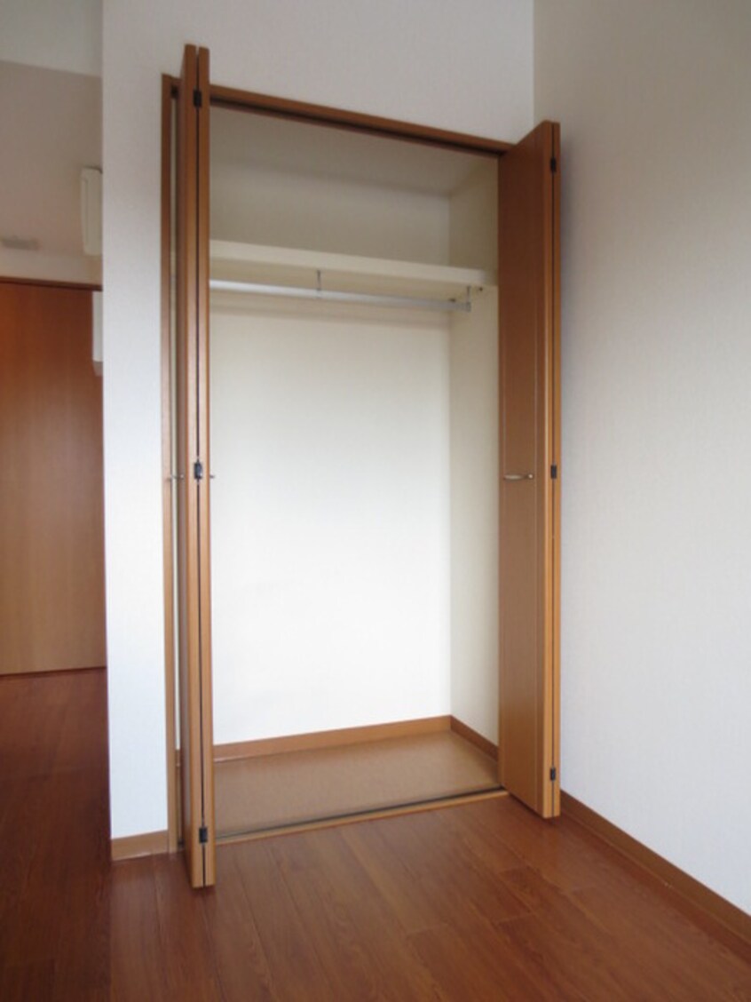 収納 エンゼルプラザｅａｓｔ１