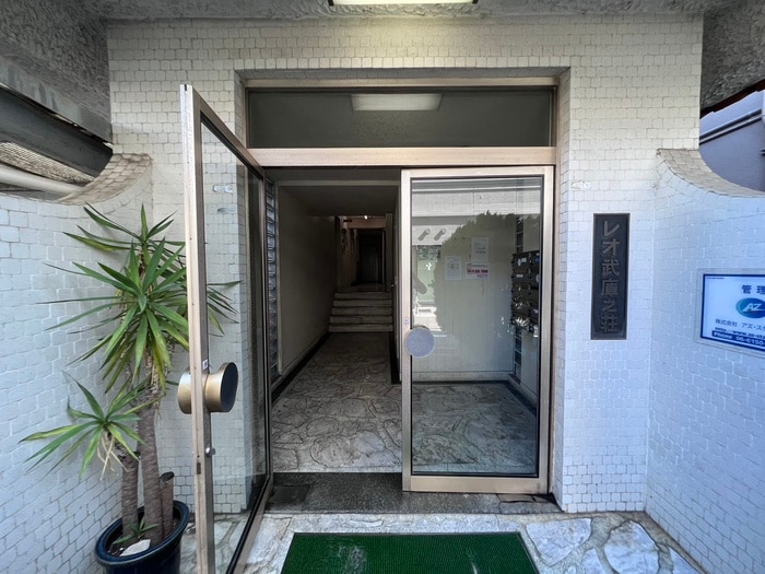 エントランス部分 レオ　武庫之荘