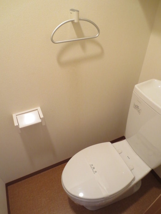 トイレ エンゼルプラザｅａｓｔⅡ