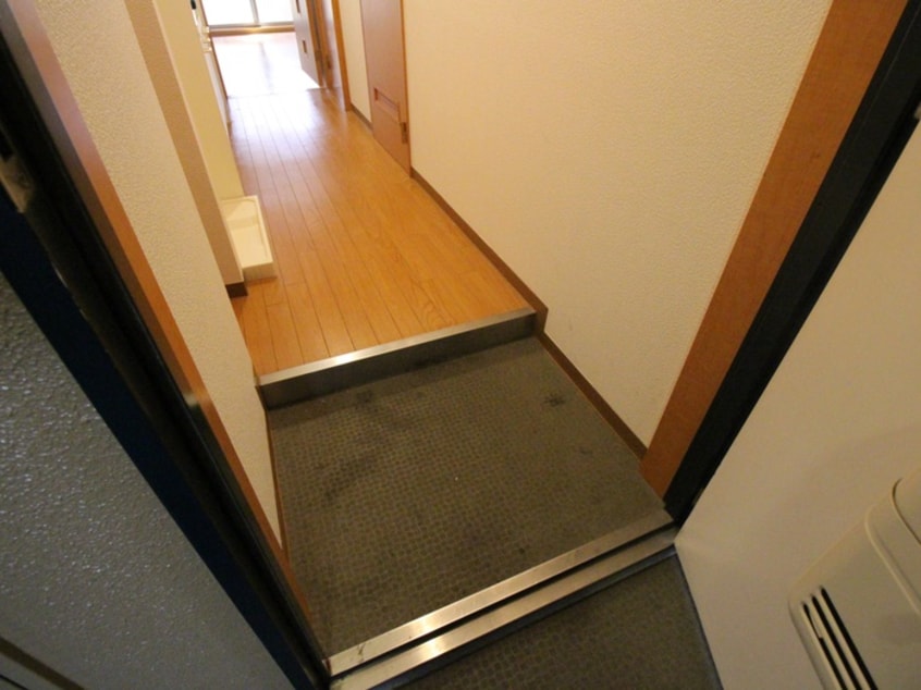 玄関 マ・アビタション