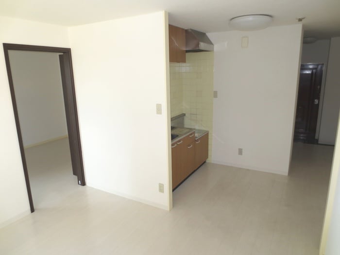 居室 グランドハイツ正覚寺