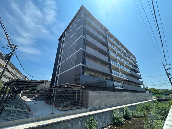 外観写真 ﾌｧｽﾃｰﾄ京都ｽﾃｰｼｮﾝｳｫｽﾞ(717)